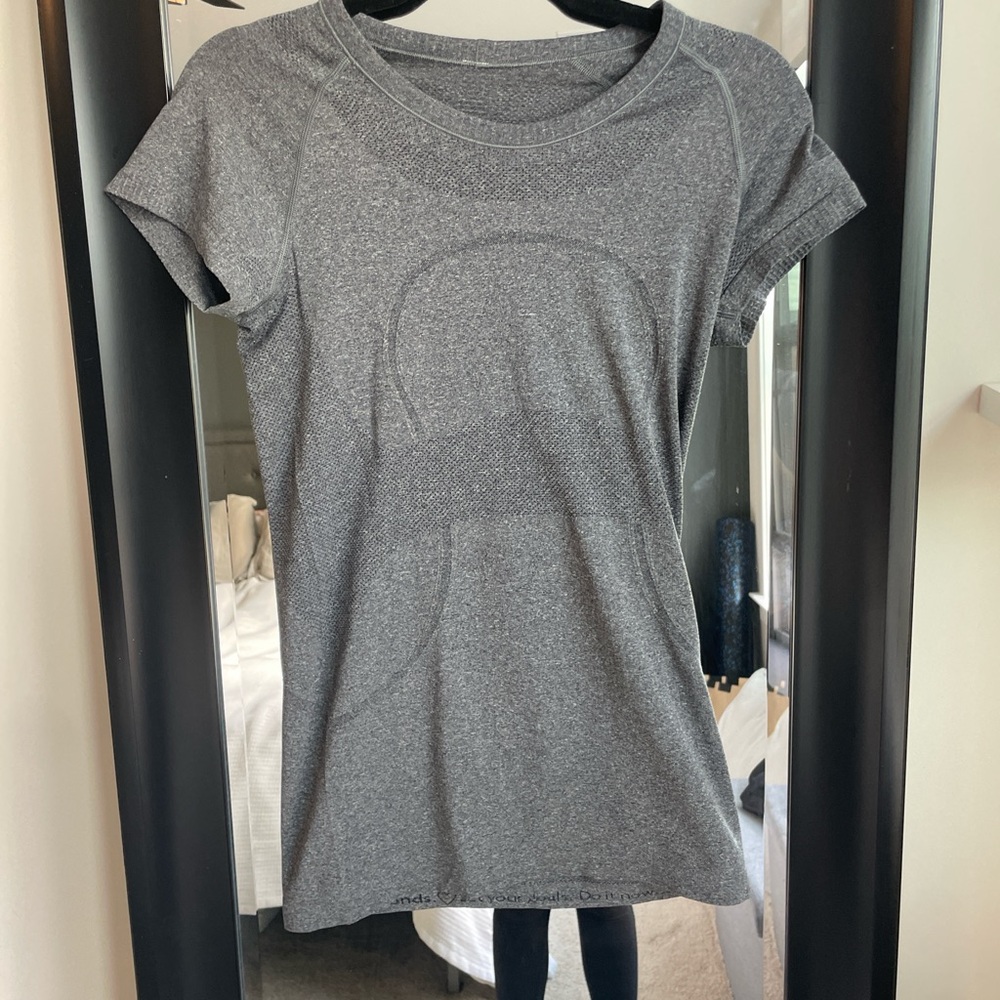 Lululemon Swiftly Tech Short Sleeve